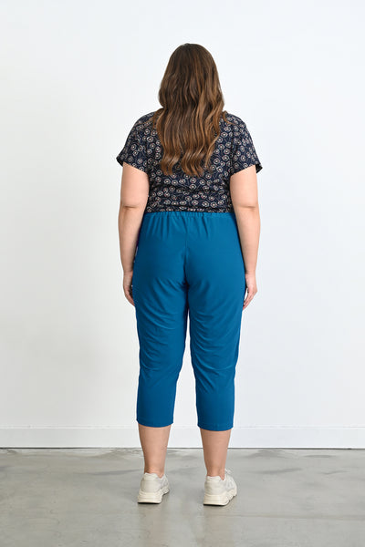 Pantalon marime mare trei sferturi 3/4 clasic Selma - albastru